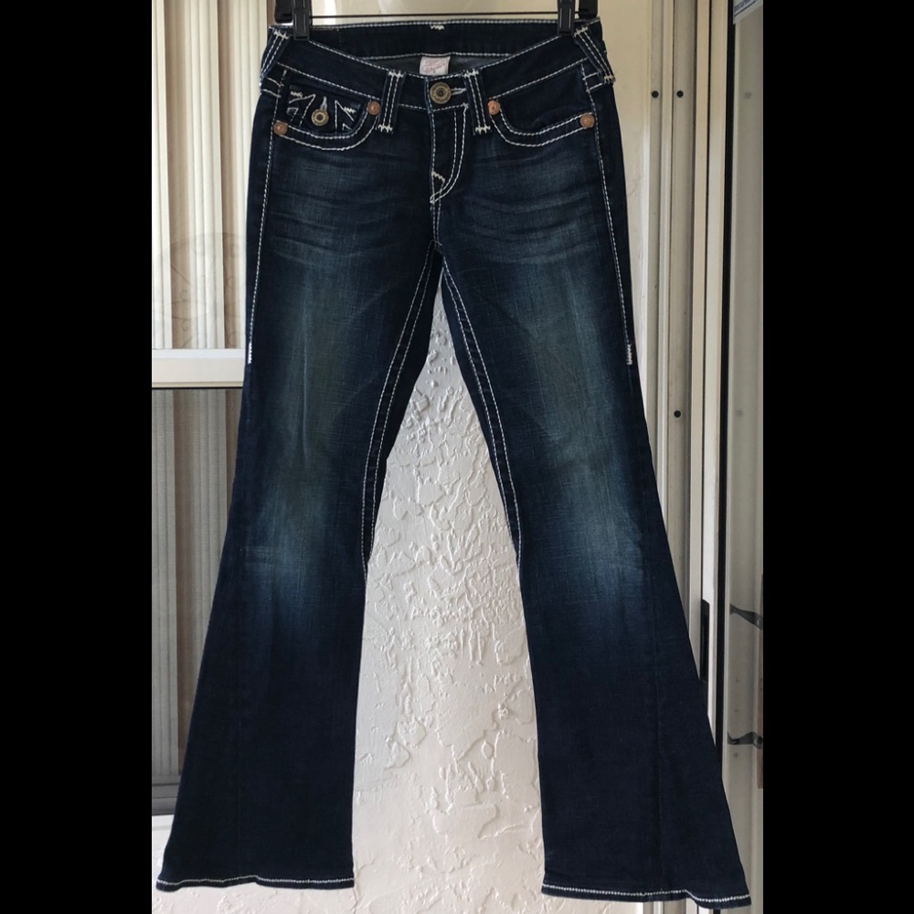 TRUE RELIGION WORLD TOUR LEATHER LABEL JEANS EUC SIZE 27
